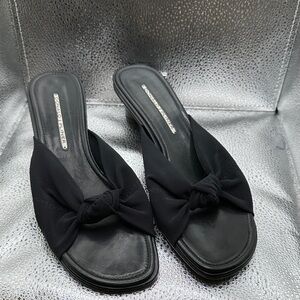 Donald J. Pliner Black Knotted Mules